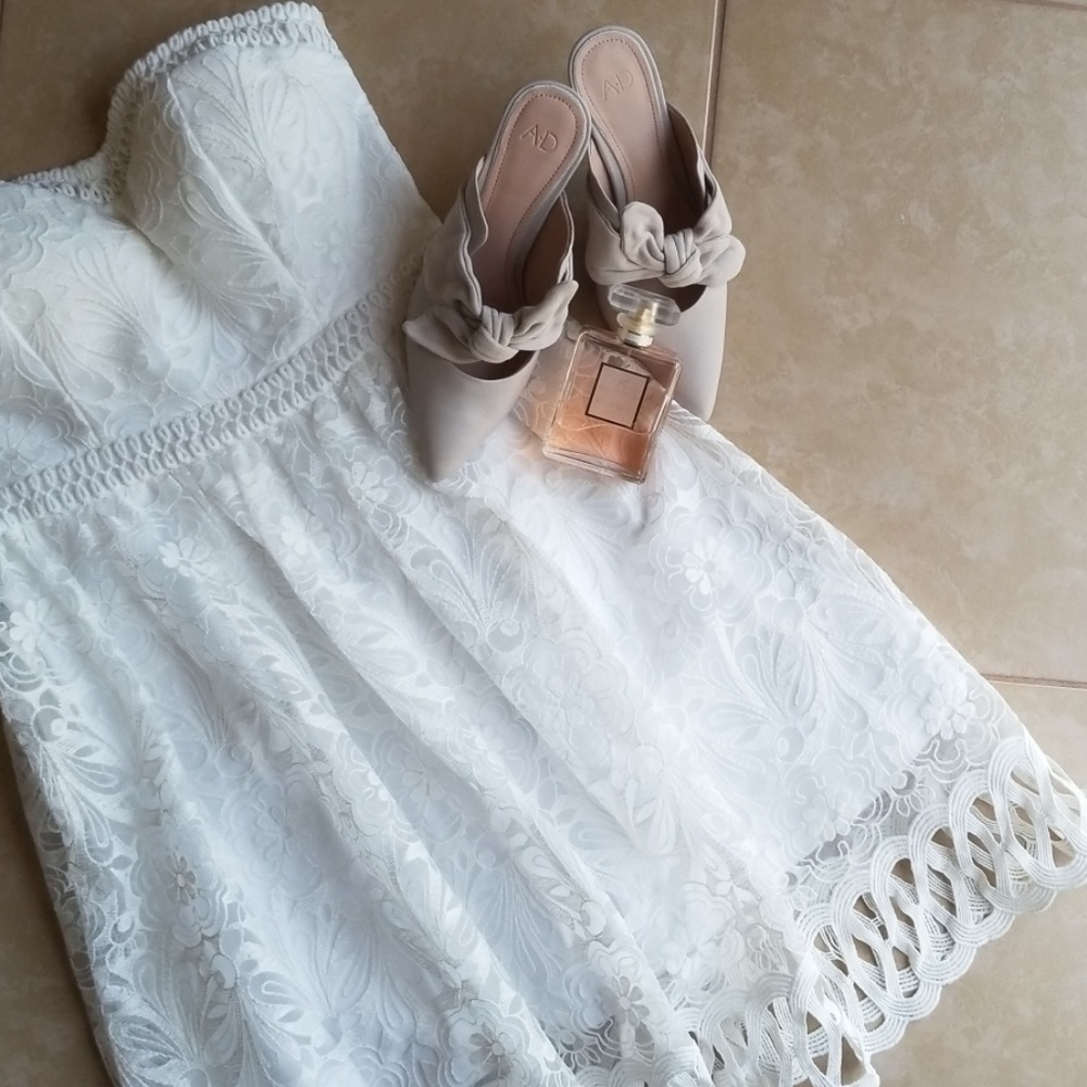 Francescas | Strapless sweetheart neckline dress